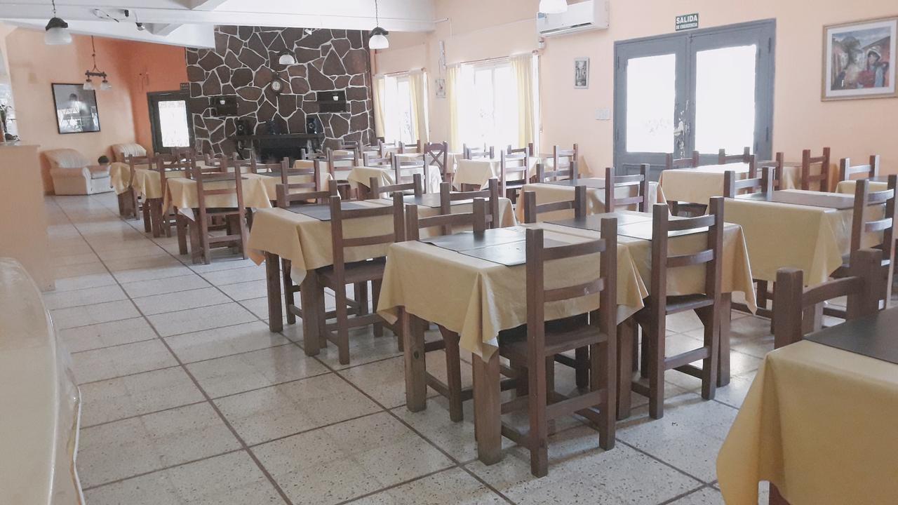 Hotel Nuevo Fatica 비야카를로스파스 외부 사진